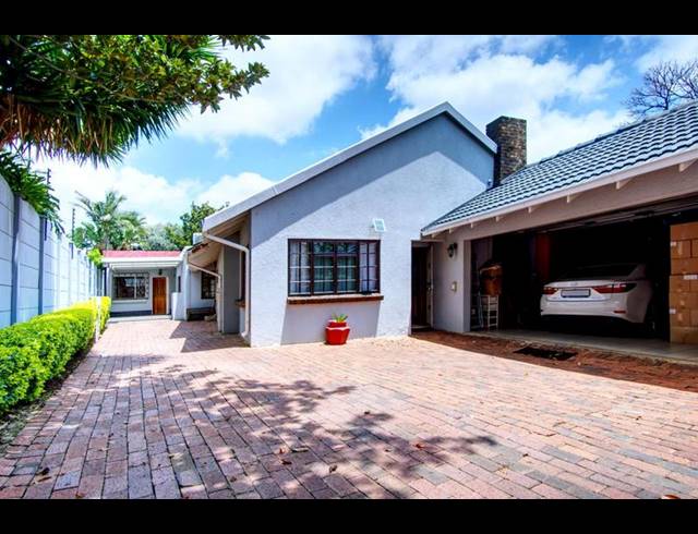 3 BEDROOM HOUSE FOR SALE IN MONTGOMERY PARK